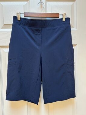 Chico's Zenergy Pull On Women’s Navy Performance Shorts Size 4